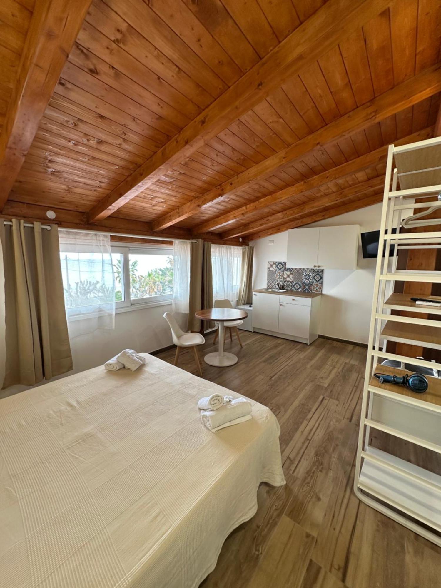 B&B Villa Sul Mare Melito Di Porto Salvo Exteriör bild