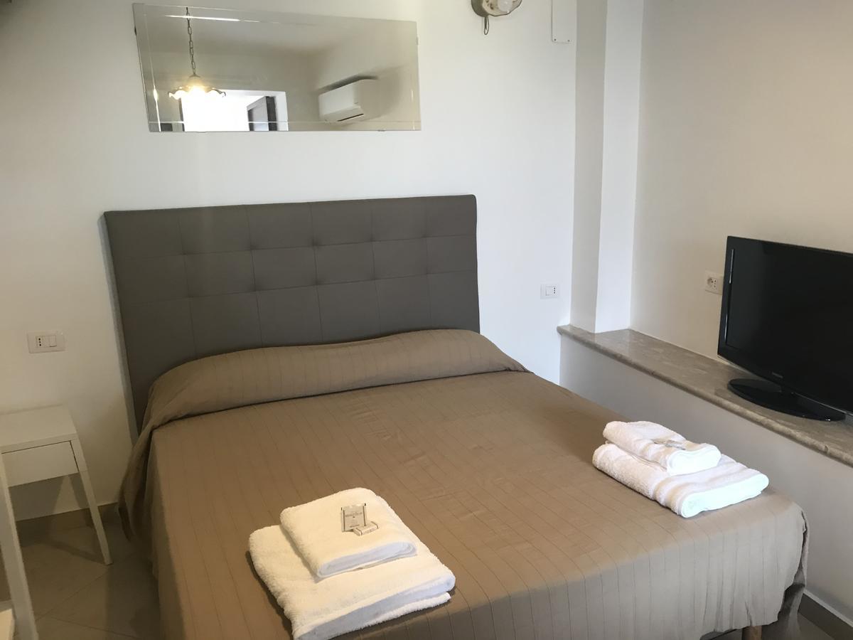 B&B Villa Sul Mare Melito Di Porto Salvo Exteriör bild