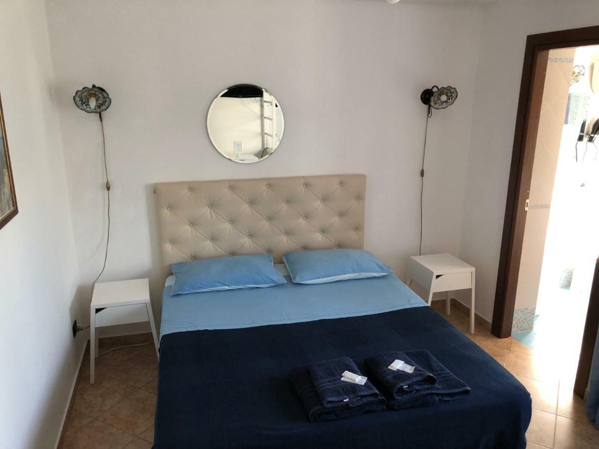 B&B Villa Sul Mare Melito Di Porto Salvo Exteriör bild