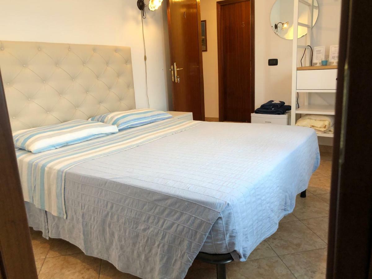 B&B Villa Sul Mare Melito Di Porto Salvo Exteriör bild